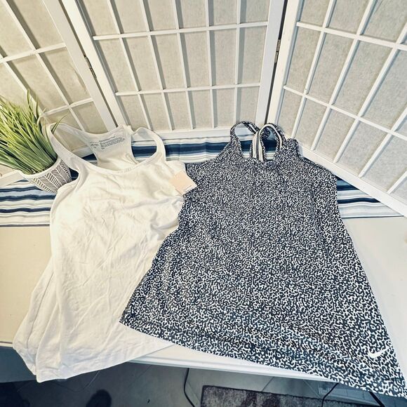 Tank Tops - Picture 9 of 12